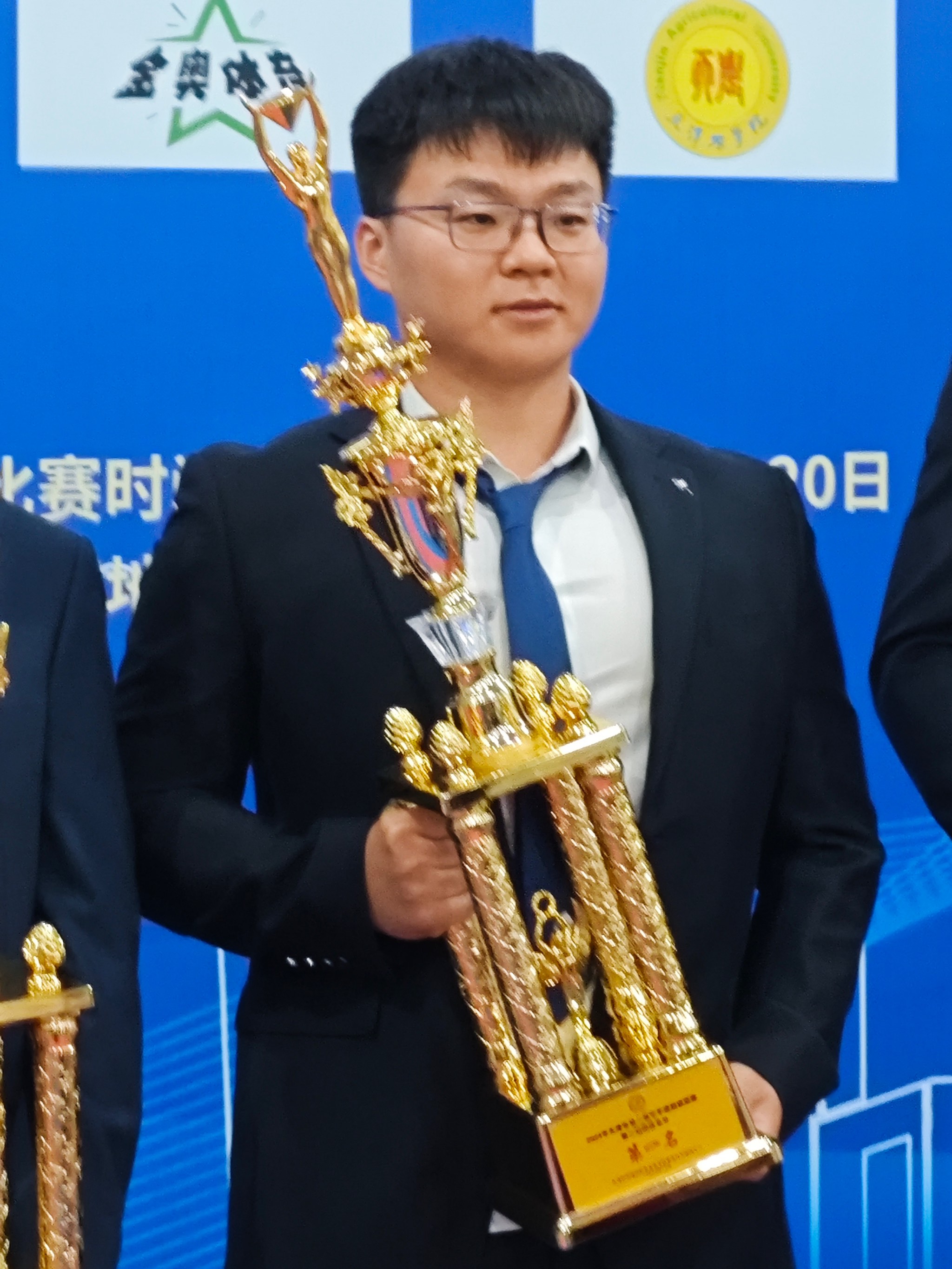 关于爱游戏体育：中国篮球教练员培养体系：如何打造世界一流教练团队的信息